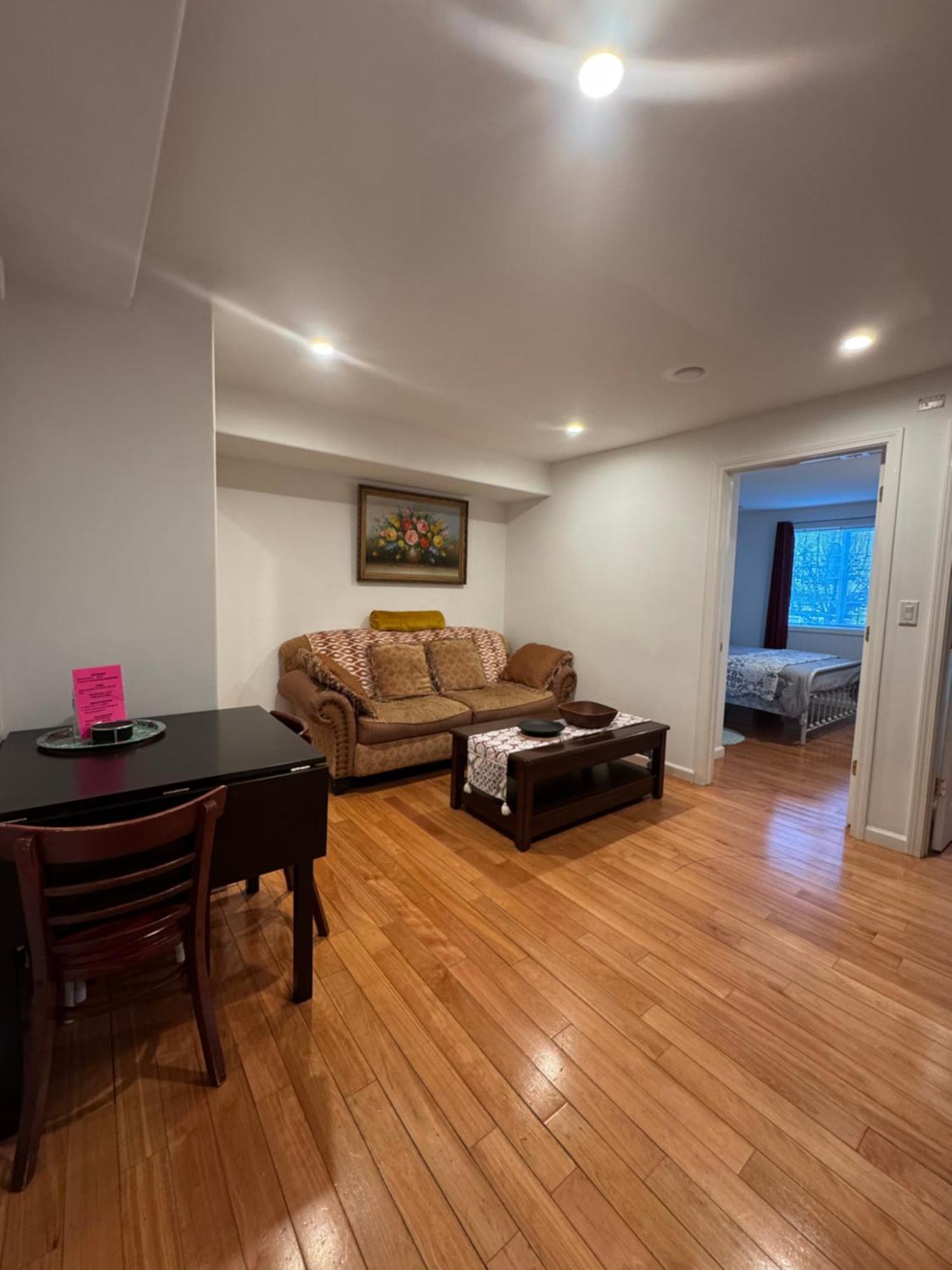 2 Bedroom With Parking Near Bart Apartamento *
